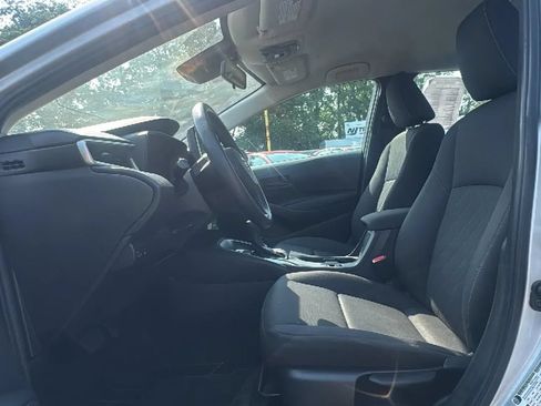 Used 2023 Toyota Corolla LE FWD image 11