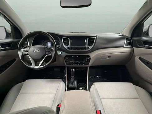 Used 2018 Hyundai Tucson Value FWD image 9