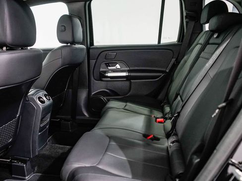 Used 2026 Mercedes-Benz GLB 250 image 18