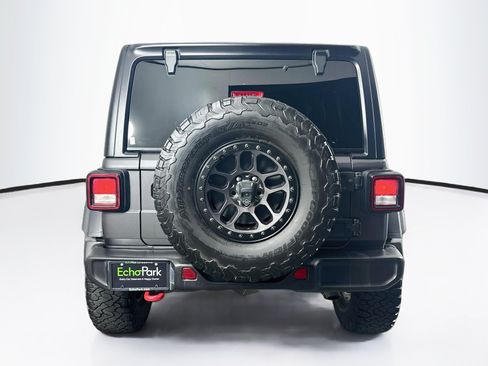 Used 2021 Jeep Wrangler Unlimited Rubicon w/ Xtreme Recon 35" Tire Package AWD/4WD image 7