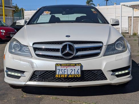 Used 2012 Mercedes-Benz C 250 Coupe image 4