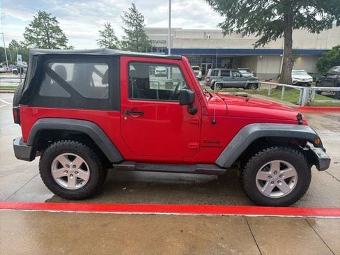 Used 2017 Jeep Wrangler Sport w/ Quick Order Package 24S AWD/4WD image 4