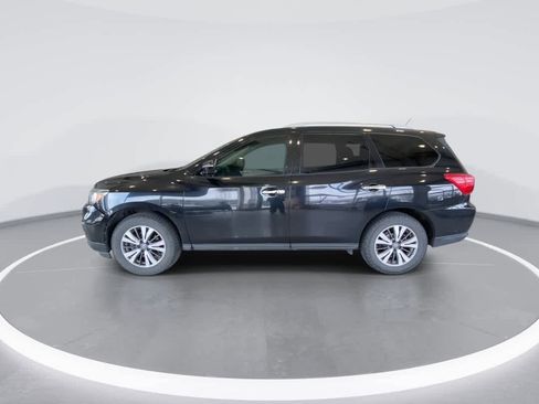 Used 2017 Nissan Pathfinder SV image 5