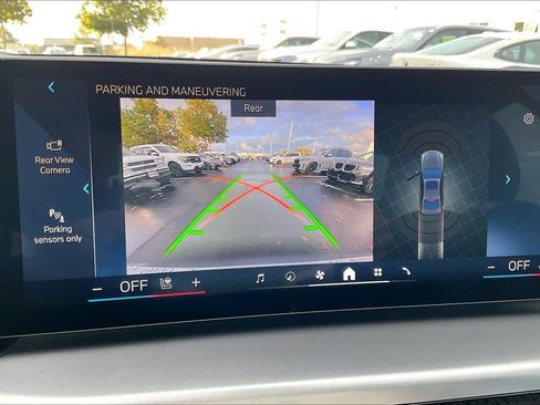 Used 2025 BMW 330i xDrive Sedan image 23