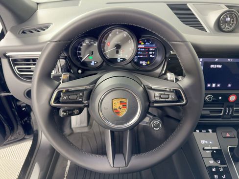 Used 2026 Porsche Macan S image 18