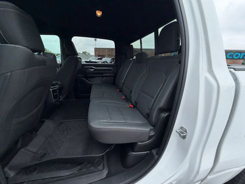 Used 2019 RAM 1500 Big Horn AWD/4WD image 12