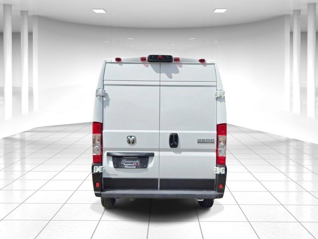 Used 2026 RAM ProMaster 2500 w/ Convenience Group FWD image 4
