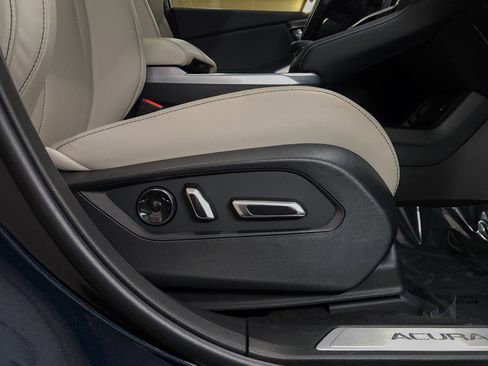 Used 2025 Acura RDX SH-AWD image 50