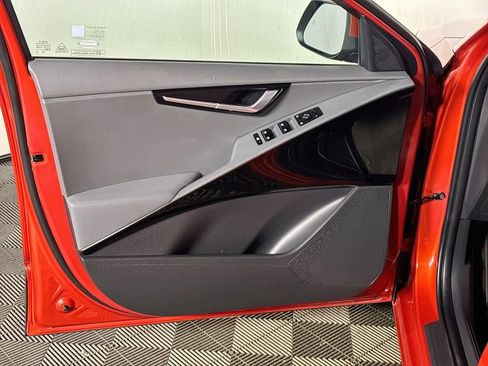 Certified 2023 Kia Niro EX FWD image 11