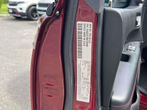 Used 2022 Dodge Durango R/T AWD/4WD image 17