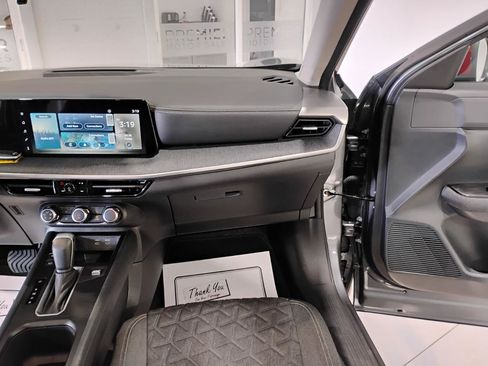 Used 2025 Nissan Kicks SV w/ SV Premium Package FWD image 72
