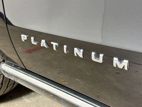 Used 2022 Ford Expedition Max Platinum AWD/4WD image 35
