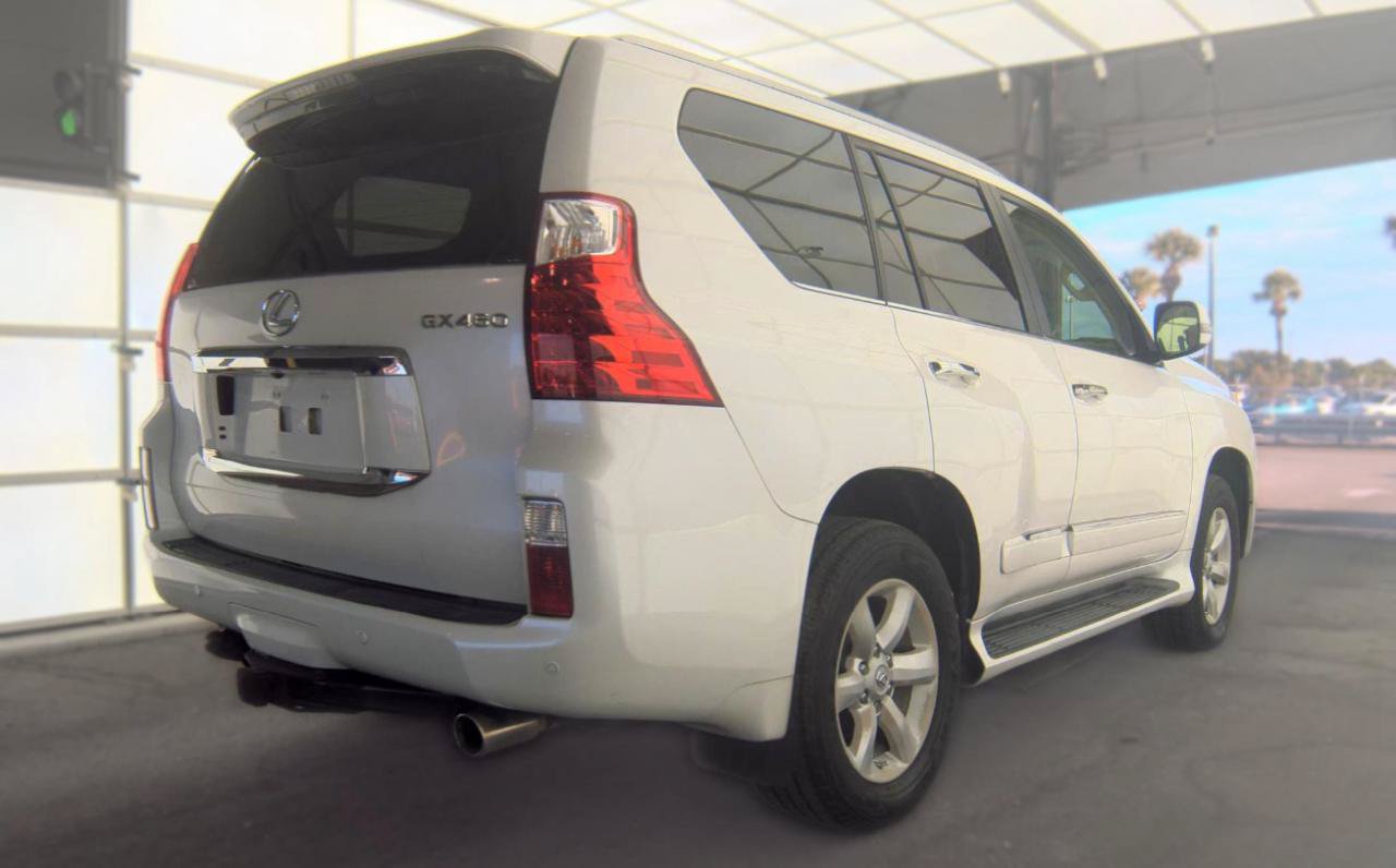 Used 2013 Lexus GX 460 w/ Comfort Plus Pkg AWD/4WD image 5
