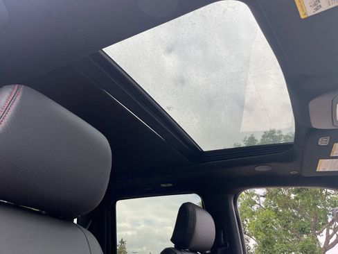 New 2025 Ford F150 Lariat w/ Equipment Group 502A High image 33