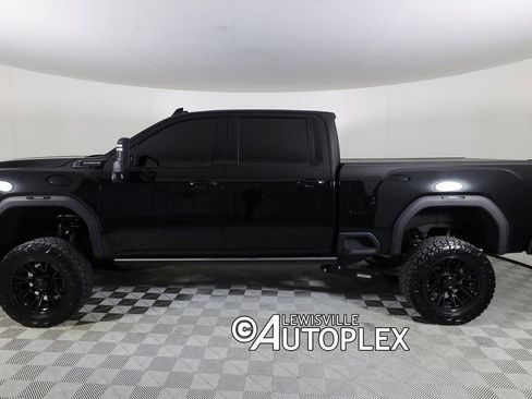 Used 2024 GMC Sierra 2500 Denali Ultimate image 13