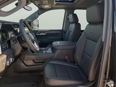 New 2026 GMC Sierra 2500 Denali w/ Denali Reserve Package image 14