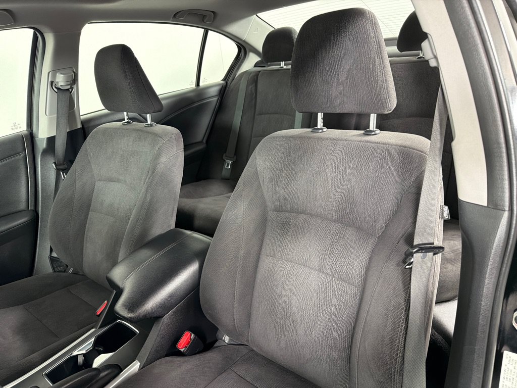 Used 2015 Honda Accord EX image 12