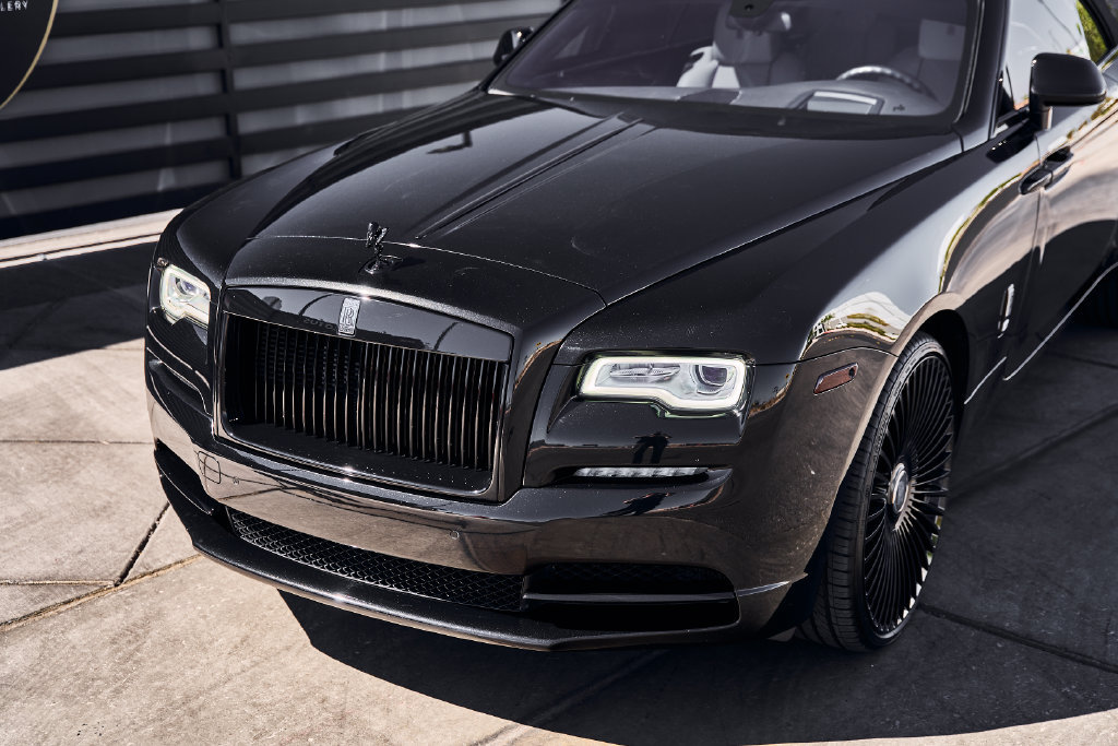 Used 2019 Rolls-Royce Dawn RWD image 7