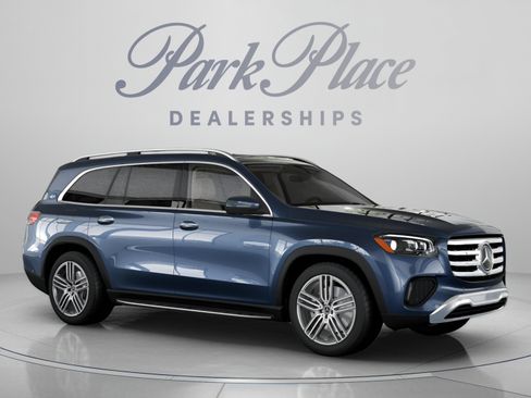 Certified 2026 Mercedes-Benz GLS 450 4MATIC image 32