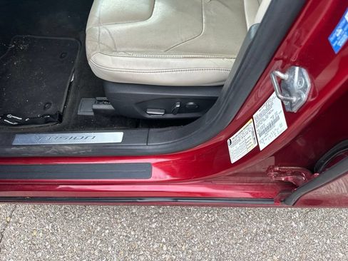 Used 2016 Ford Fusion Titanium FWD image 18