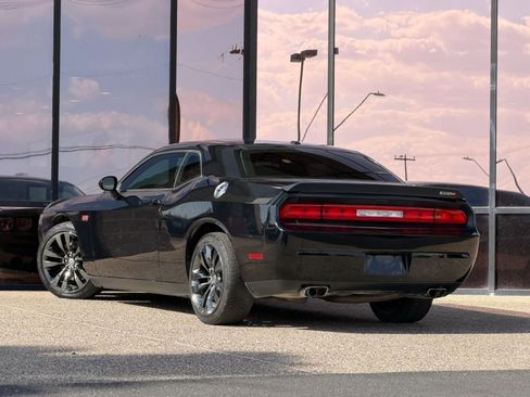 Used 2014 Dodge Challenger SRT8 Core w/ Electronics Convenience Group RWD image 11