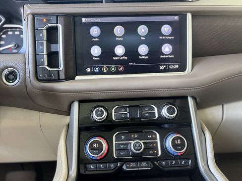 Used 2021 GMC Yukon Denali w/ Denali Ultimate Package image 16