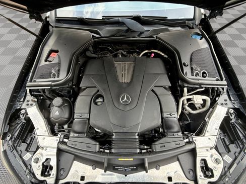 Used 2018 Mercedes-Benz E 400 4MATIC Coupe image 18