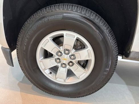 Used 2017 Chevrolet Colorado W/T w/ WT Convenience Package image 14