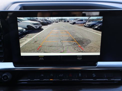 Used 2025 Chevrolet Silverado 1500 LT Trail Boss w/ Protection Package image 27