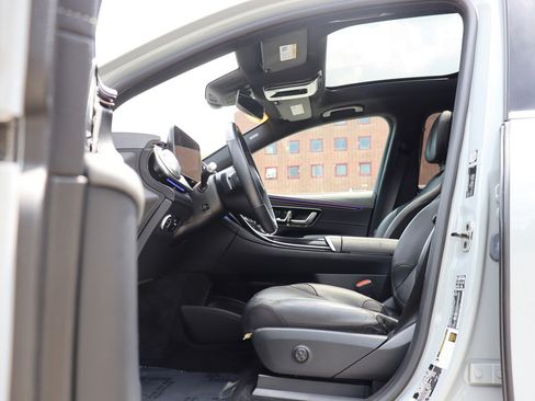Used 2023 Mercedes-Benz EQS 450+ 4MATIC SUV image 11