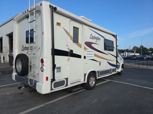 Used 2006 Ford E-450 and Econoline 450 RWD image 5
