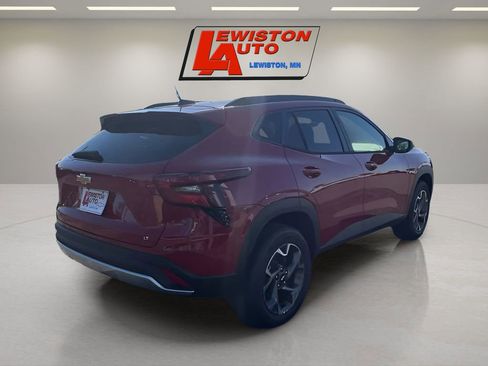 New 2026 Chevrolet Trax LT w/ Driver Confidence Package image 8