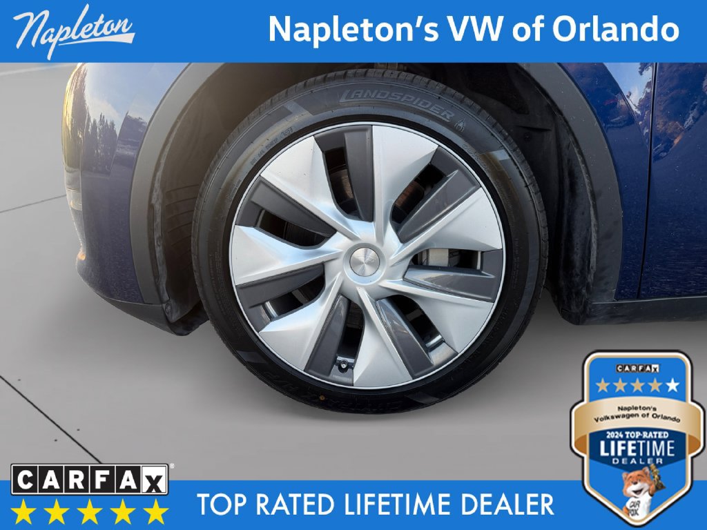 Used 2023 Tesla Model Y AWD image 32