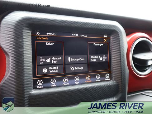 Used 2018 Jeep Wrangler Unlimited Rubicon w/ Cold Weather Group image 34