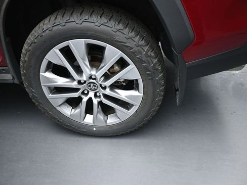 Used 2023 Toyota RAV4 XLE Premium AWD/4WD image 18