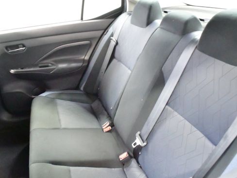 Used 2025 Nissan Versa SV FWD image 10