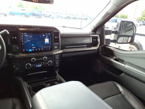 Used 2026 Ford F350 Lariat w/ Tremor Off-Road Package AWD/4WD image 19