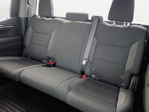 Used 2022 GMC Sierra 1500 SLE image 9