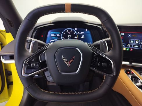 Used 2021 Chevrolet Corvette Stingray Preferred Cpe w/ Battery Protection Package RWD image 9