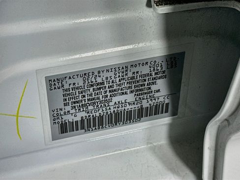 Used 2024 Nissan Sentra SV FWD image 12