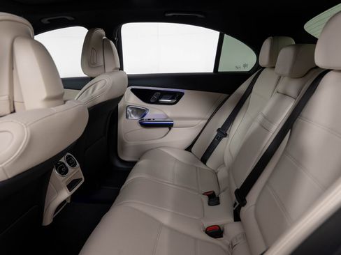 Used 2022 Mercedes-Benz C 300 4MATIC Sedan image 18