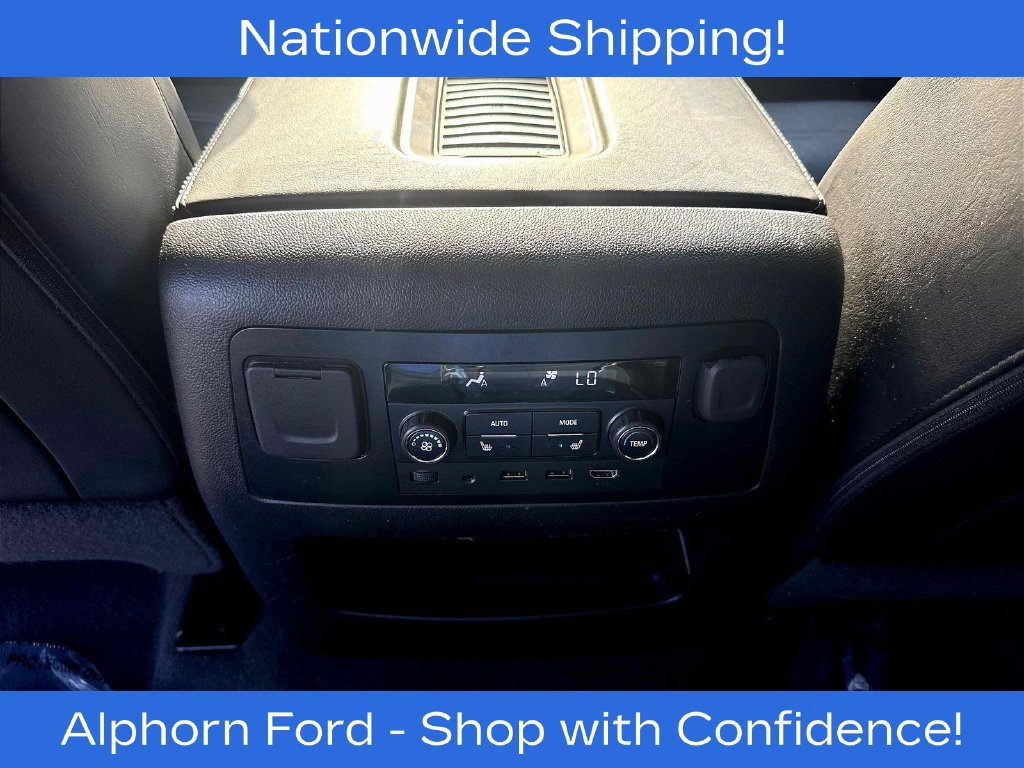 Used 2020 GMC Yukon Denali w/ Denali Premium Package AWD/4WD image 12