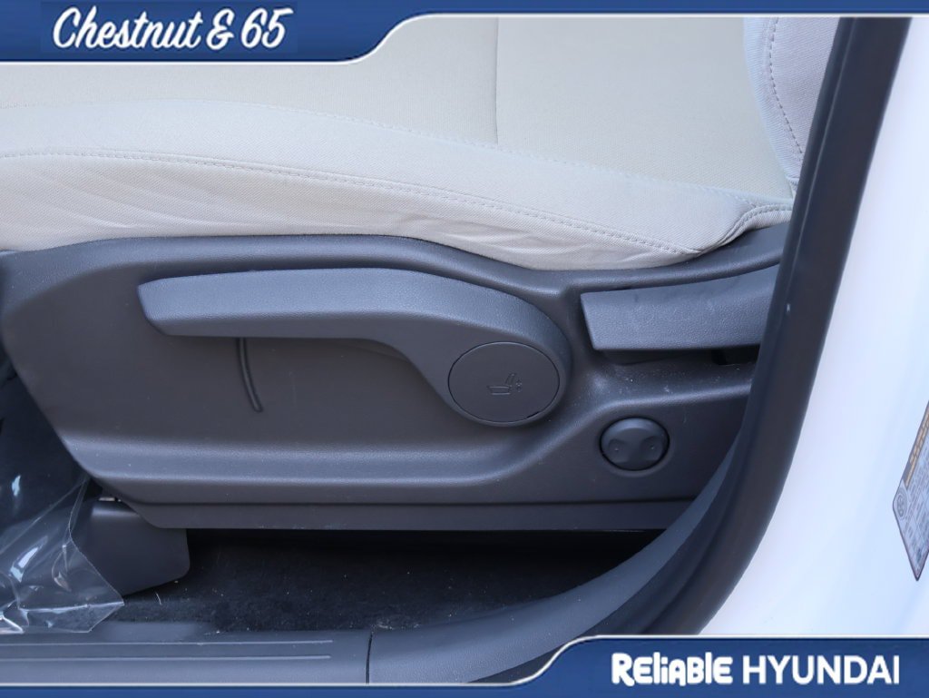 Used 2024 Hyundai Santa Fe SE FWD image 25