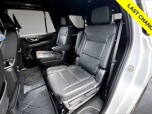 Used 2021 Chevrolet Tahoe Z71 w/ Rear Media and Nav Package AWD/4WD image 26
