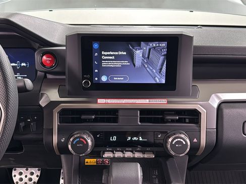 Used 2025 Toyota Tacoma TRD Sport image 10