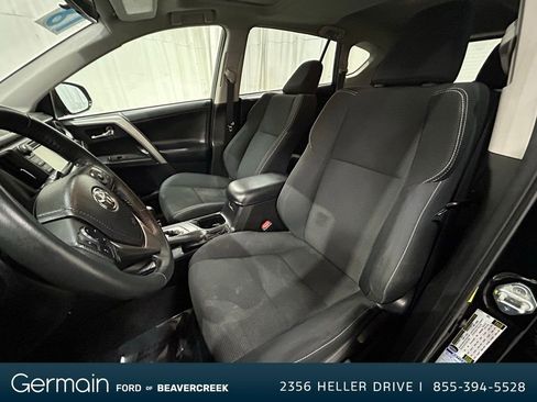 Used 2018 Toyota RAV4 XLE image 15