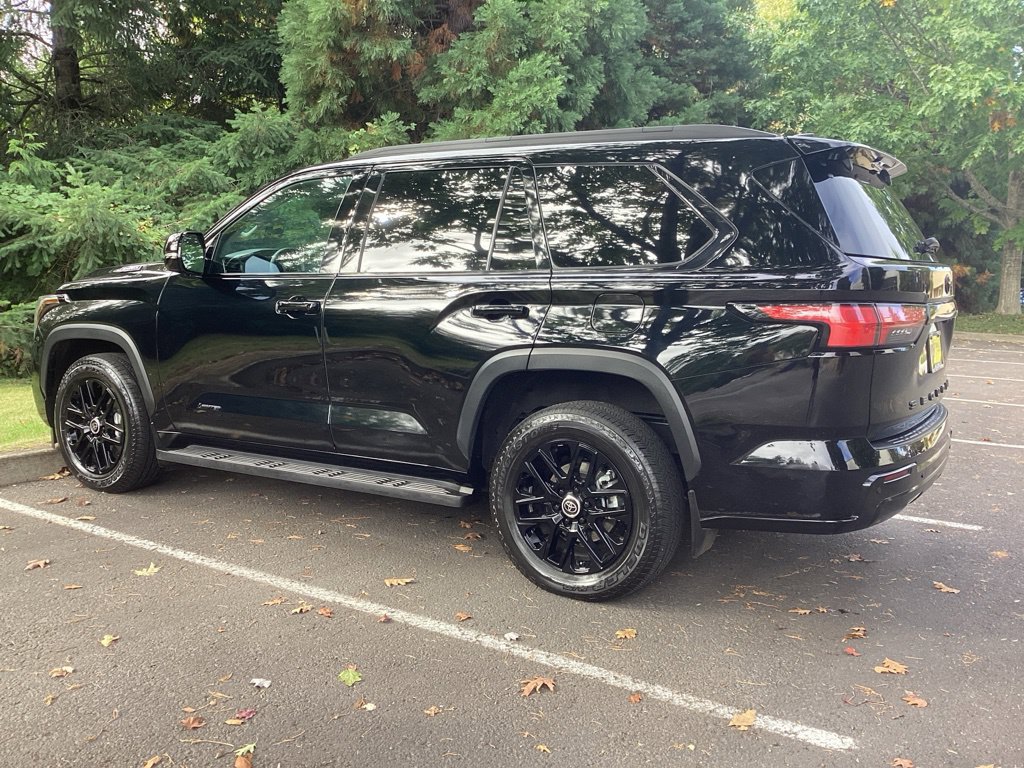 Used 2024 Toyota Sequoia Limited w/ Nightshade Package AWD/4WD image 8