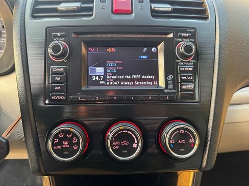 Used 2014 Subaru Crosstrek 2.0i Limited w/ Popular Package #2 image 26