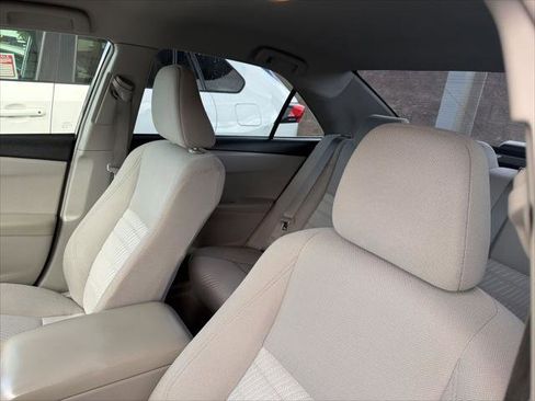 Certified 2017 Toyota Camry LE FWD image 7