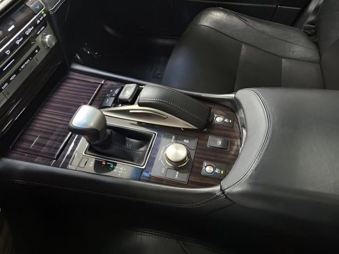 Used 2016 Lexus LS 460 AWD w/ Comfort Package image 31